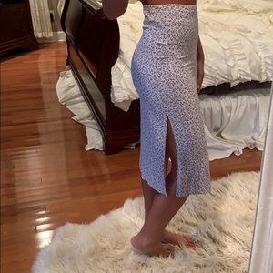 High waisted pencil skirt